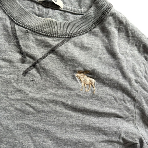 Abercrombie Kids Gray Long Sleeve Tee – XL - Picture 4 of 4
